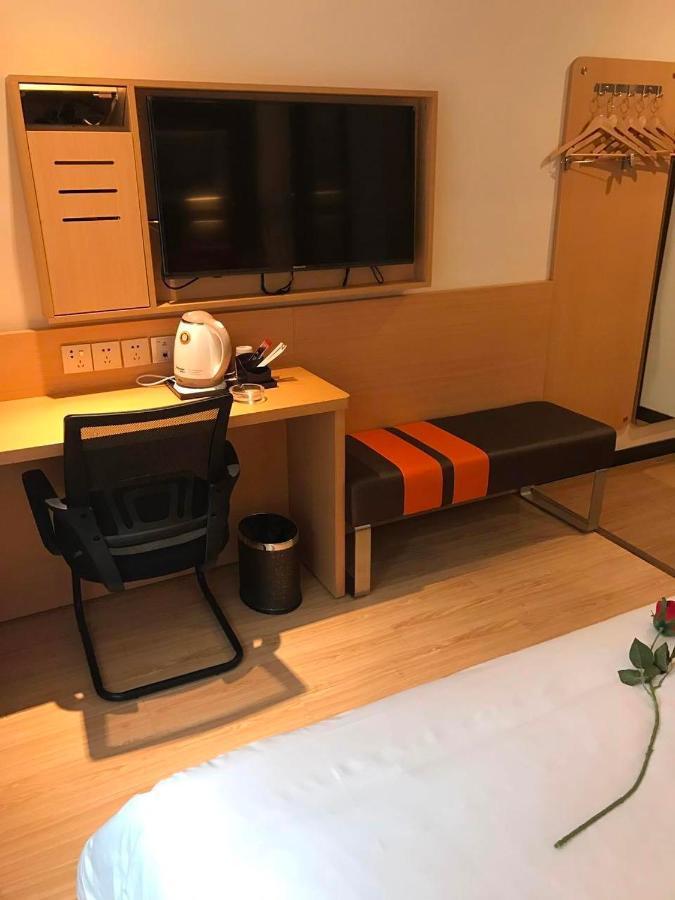7 Days Premium Chongqing Jiangbei International Airport Branch Hotell Eksteriør bilde