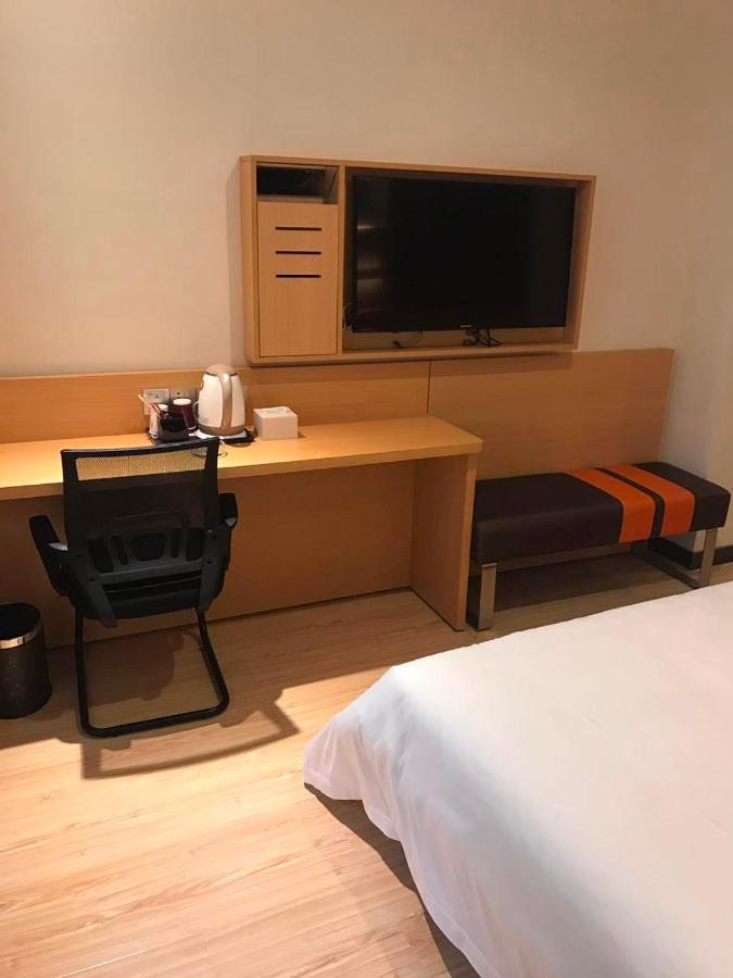 7 Days Premium Chongqing Jiangbei International Airport Branch Hotell Eksteriør bilde