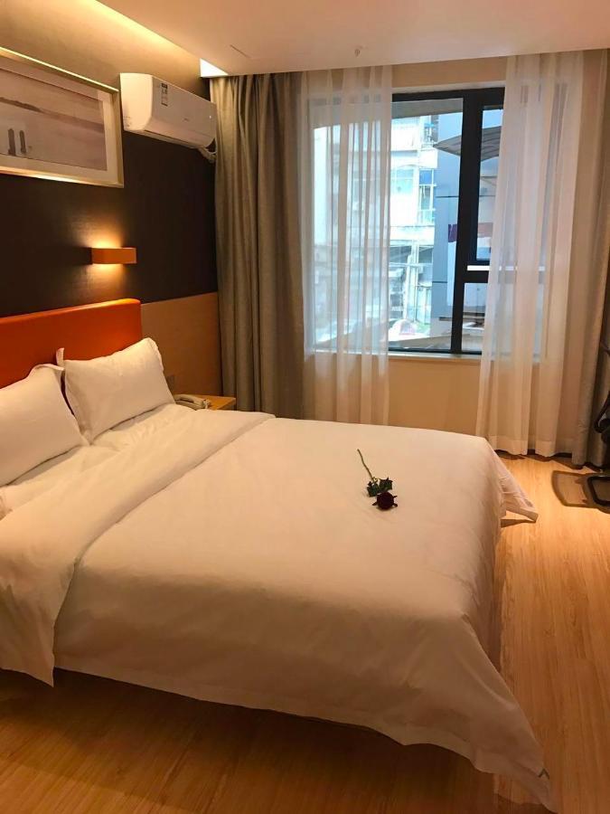 7 Days Premium Chongqing Jiangbei International Airport Branch Hotell Eksteriør bilde