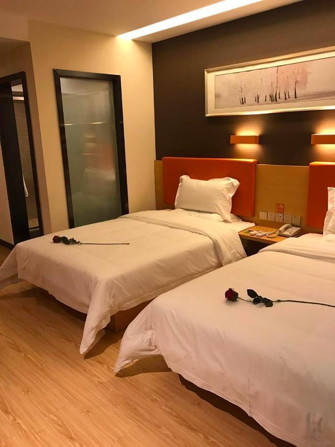 7 Days Premium Chongqing Jiangbei International Airport Branch Hotell Eksteriør bilde